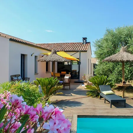 Terra Nova 8 Guests Heated Pool Jacuzzi Nature 10 Min Ocean Villa Landevieille